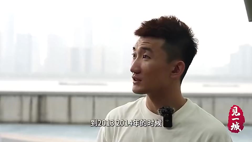 眼光超前！孙铭徽10年前便宜抄底白菜地，如今变杭州商业中心封面