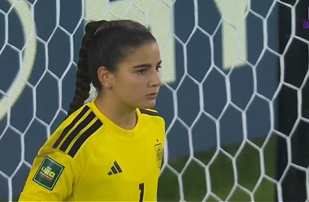 U20女足世界杯夺冠！西班牙点球4-3朝鲜，美女门将两扑点封面