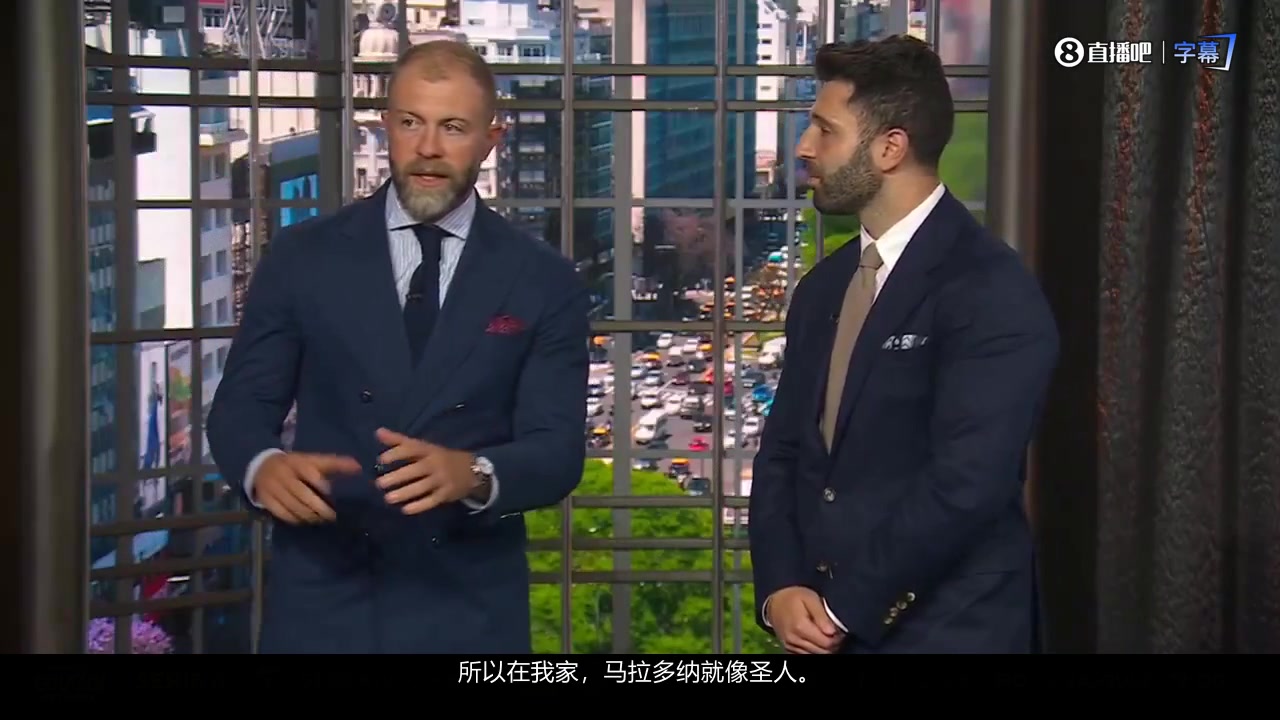 那不勒斯人:以前觉得老马是圣人，直到我看到梅西...封面
