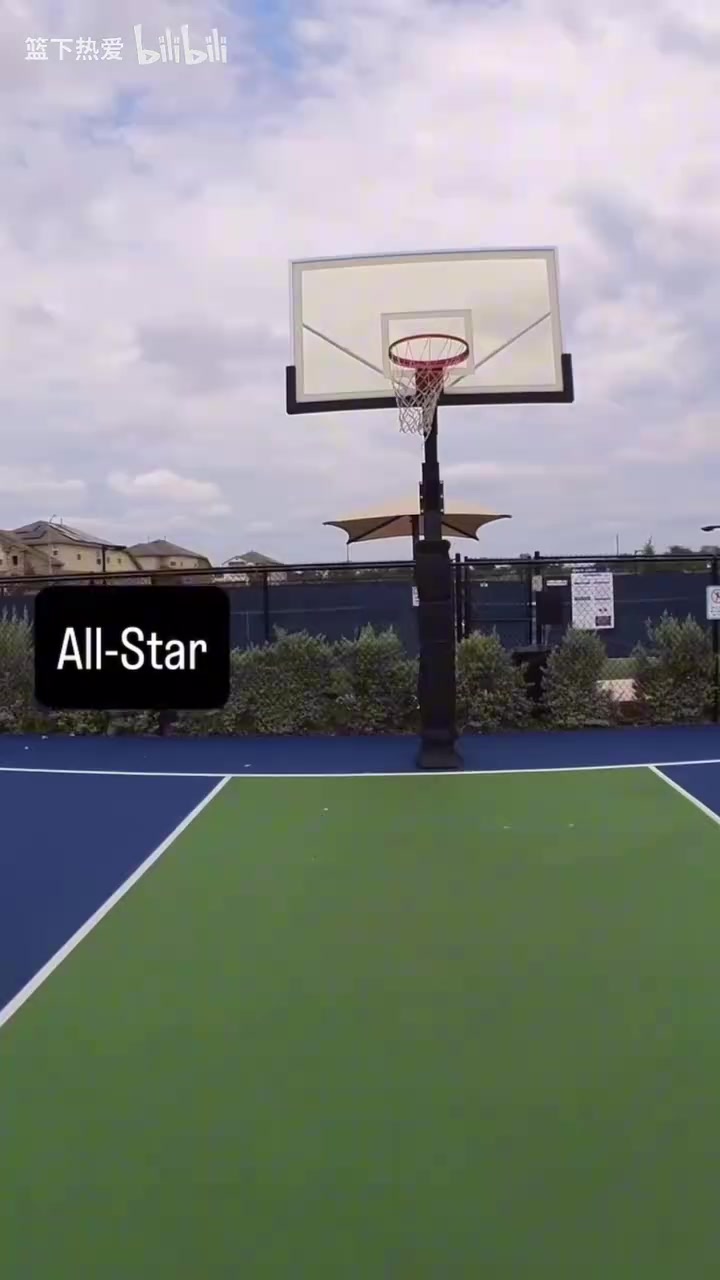 一镜到底的投篮,越来越远的投篮,有没有挑战一下的🏀封面