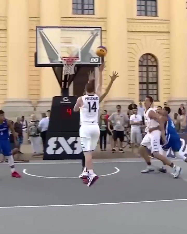 那时还很青涩！视频回顾普理查德当年代表美国参加3×3比赛封面