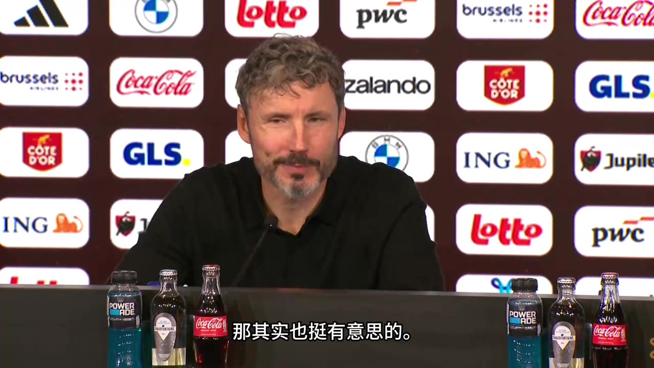 范博梅尔:私下和卢卡库＆德布劳内聊过，他们会继续为比利时出战封面